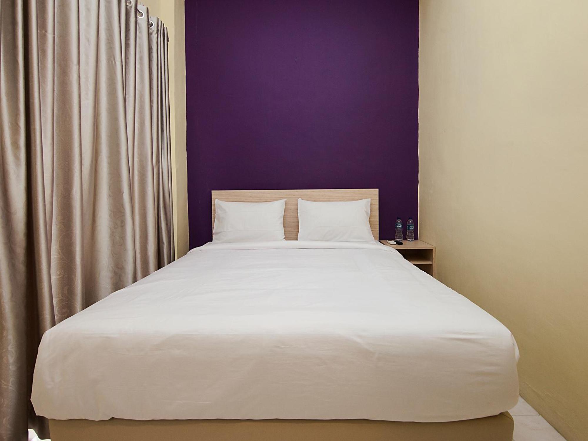 Rap Hotel Balige Bagian luar foto